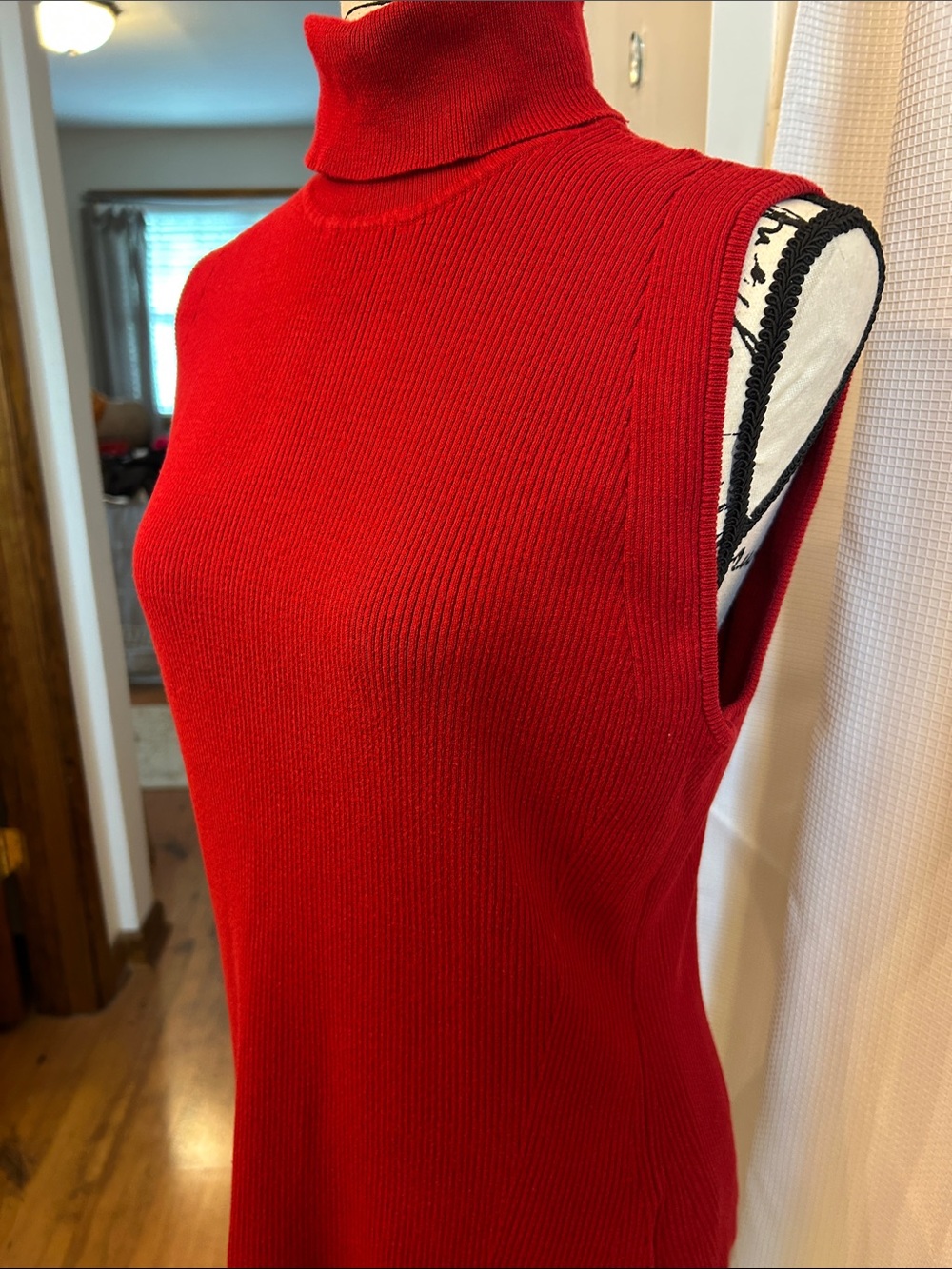 Anne Klein Sleeveless Red Turtleneck Knit Top XL - Picture 5 of 6